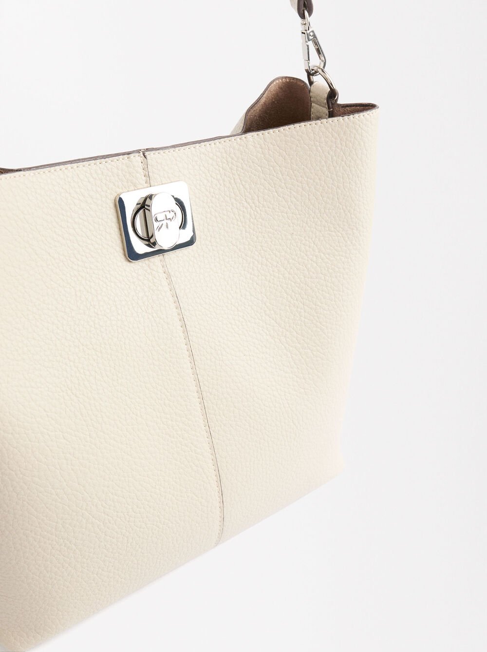 Shoulder bag with removable bag