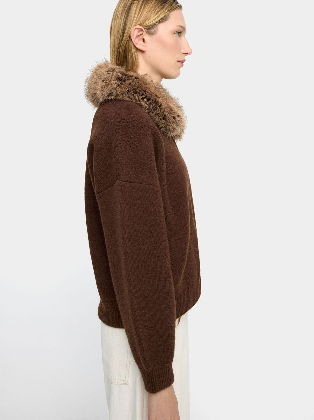 Strickjacke aus Strick mit Kragen in Felloptik