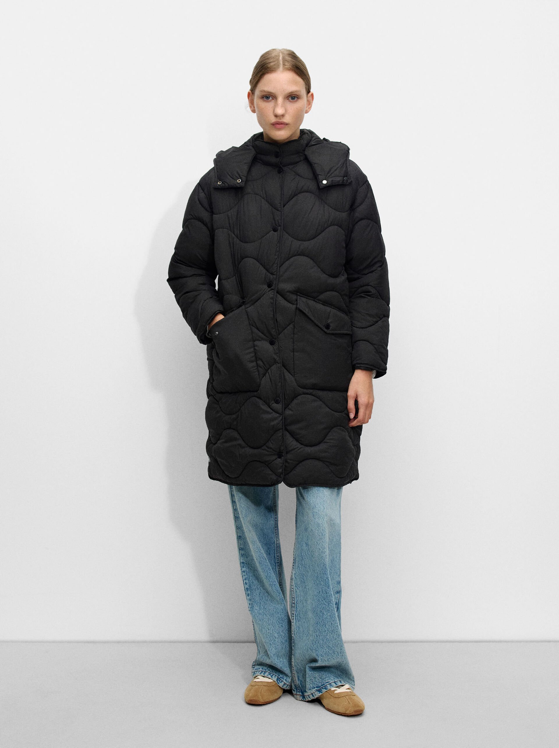 Quilted coat with hood image number 1.0
