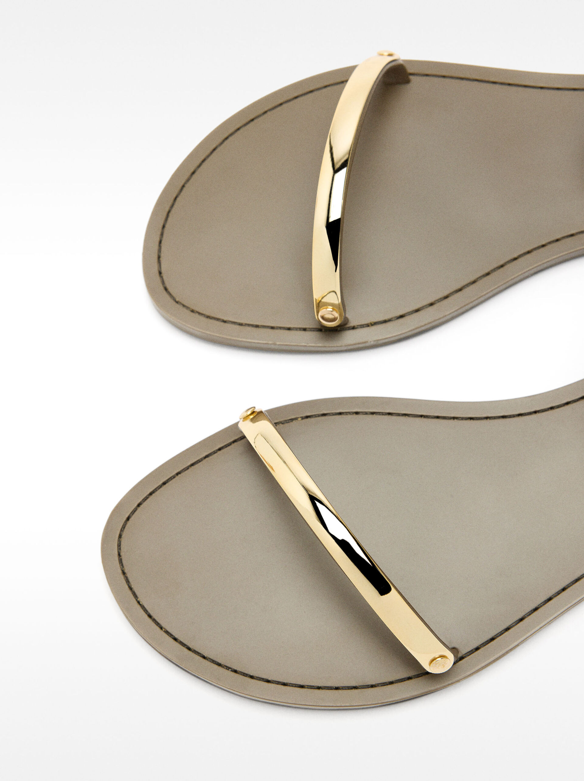 Flat sandals with metallic details image number 4.0