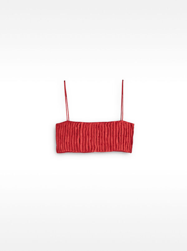Crop top with thin straps