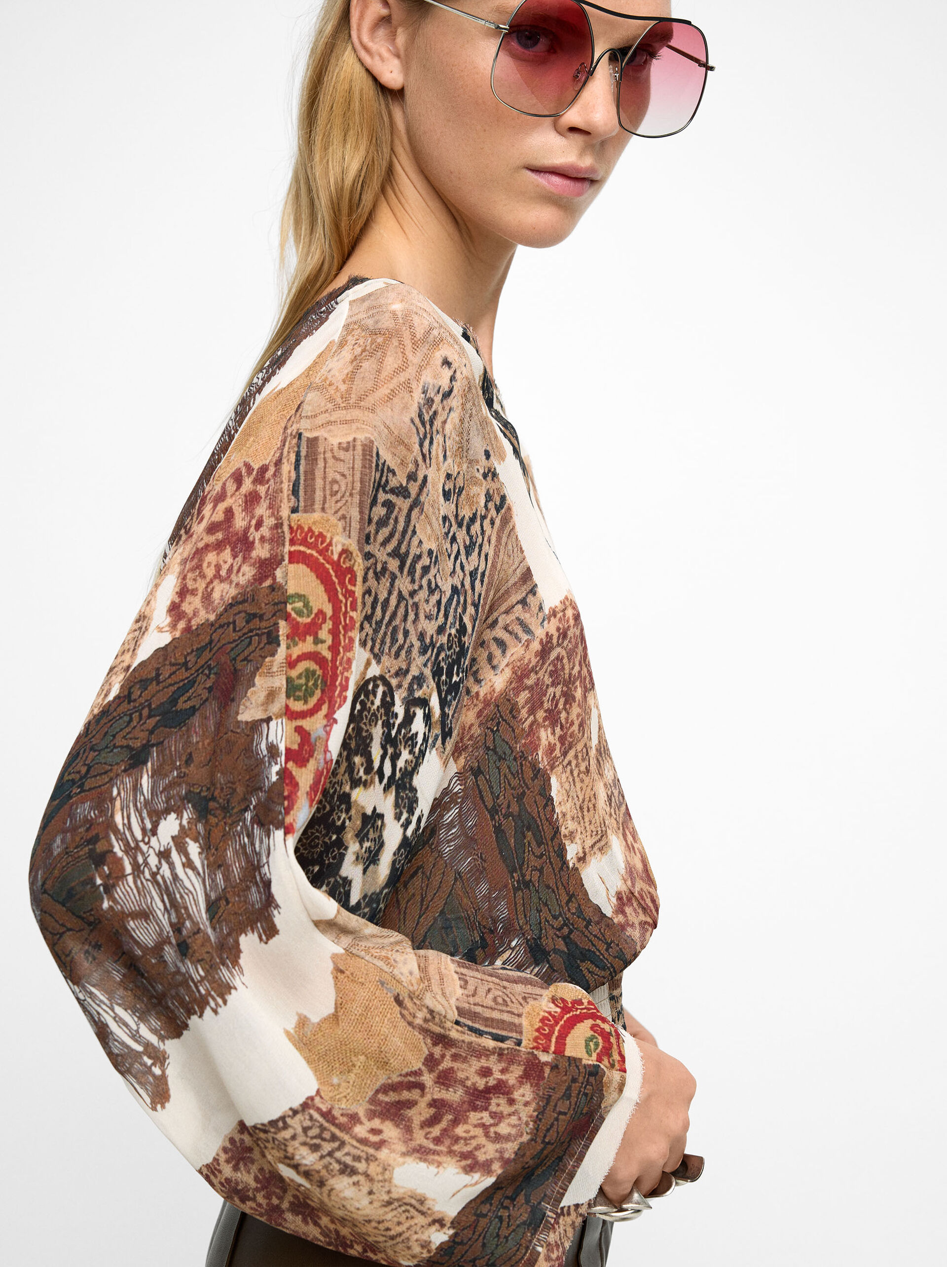 Blouse with semi-transparent print image number 0.0