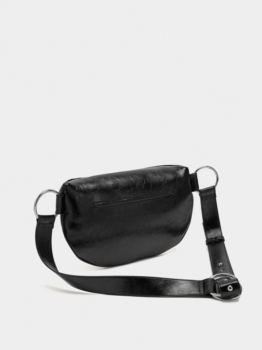 Waist bag with metal spheres