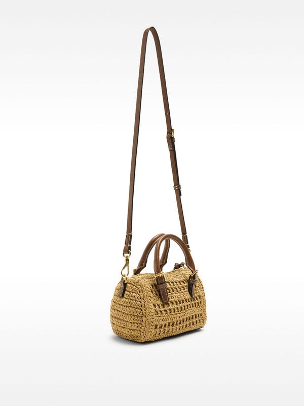 Straw-effect tote bag with pendant