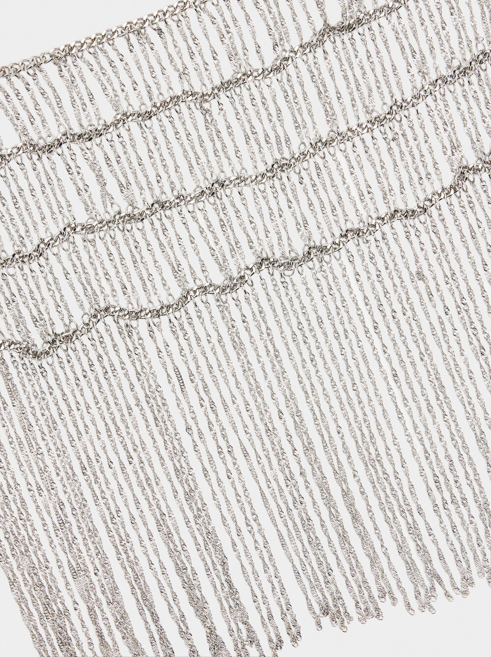 Long necklace with chain bib