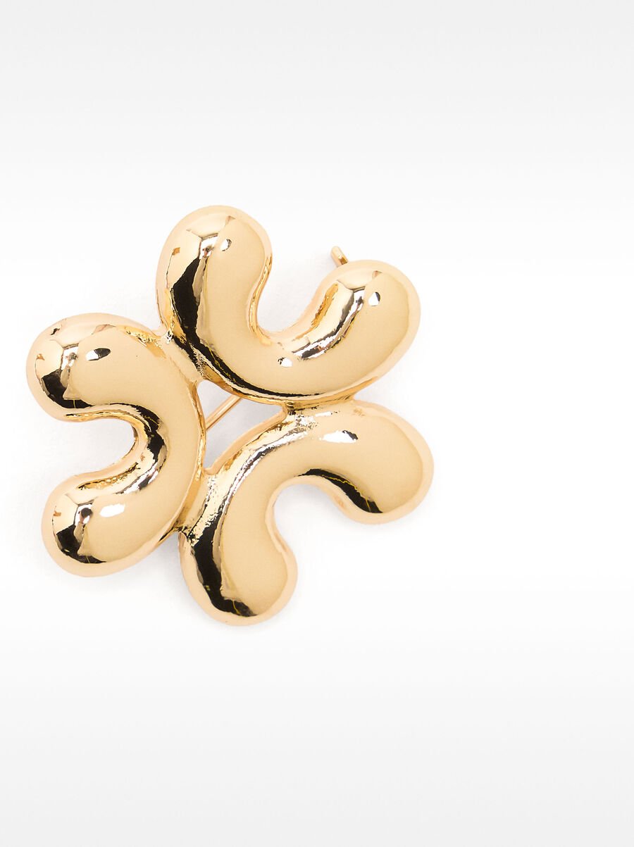 Flower brooch