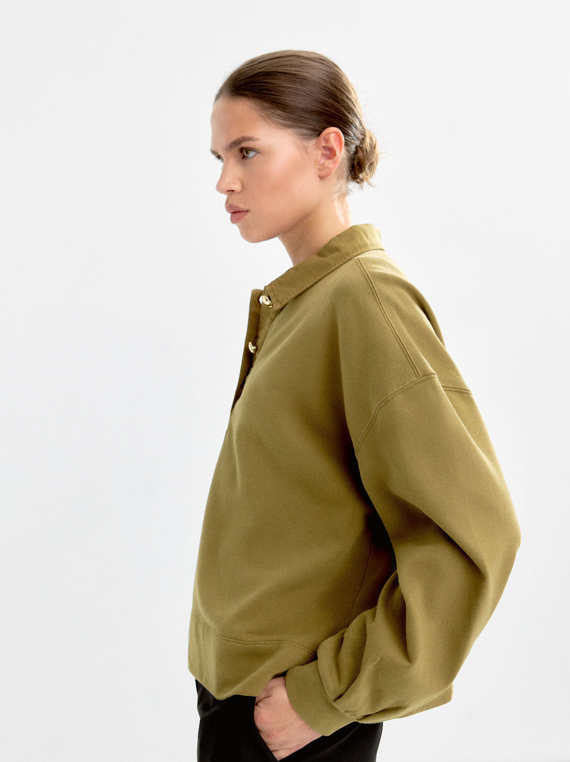 100% cotton sweatshirt polo collar image number 2.0