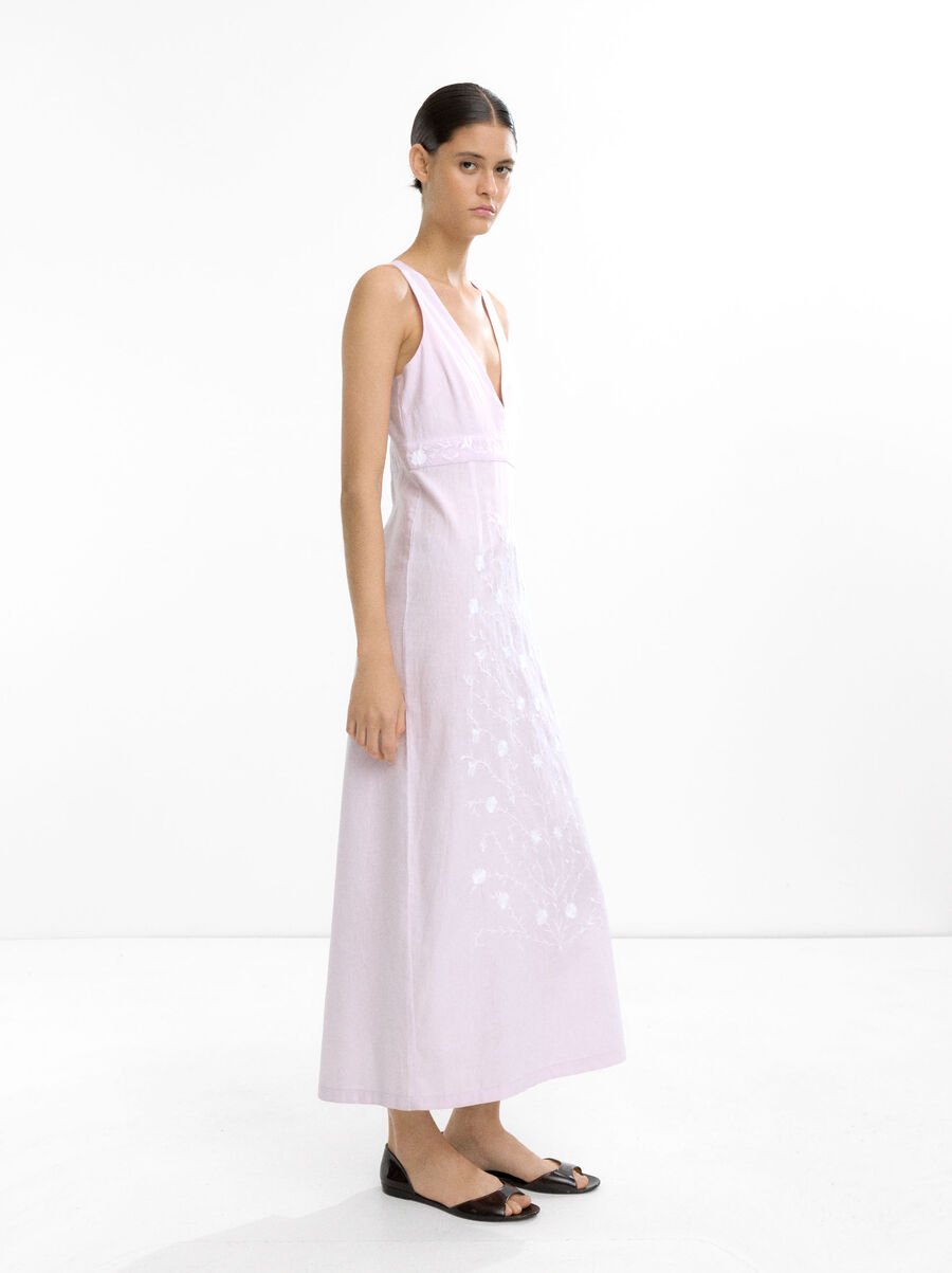 Cotton dress with embroidery