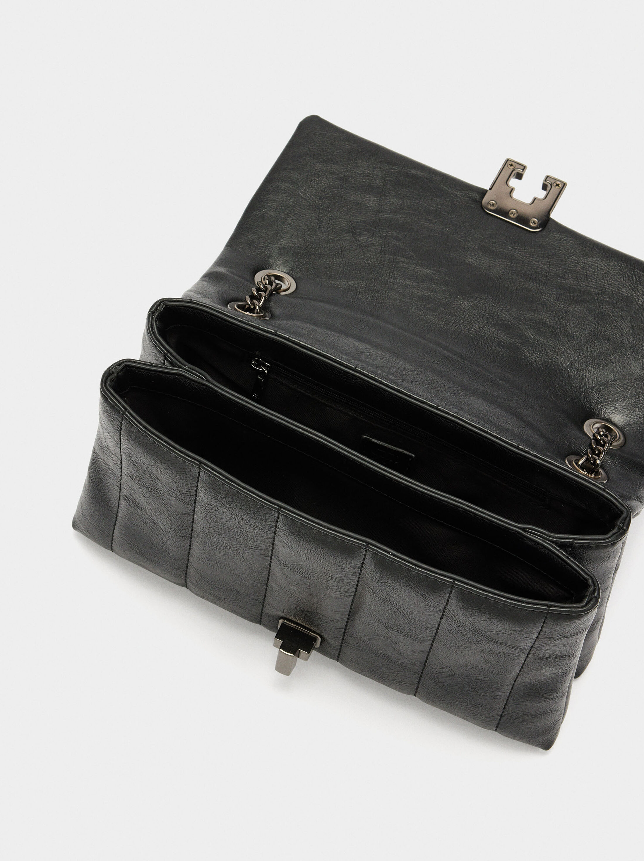 Bolso de hombro acolchado image number 3.0