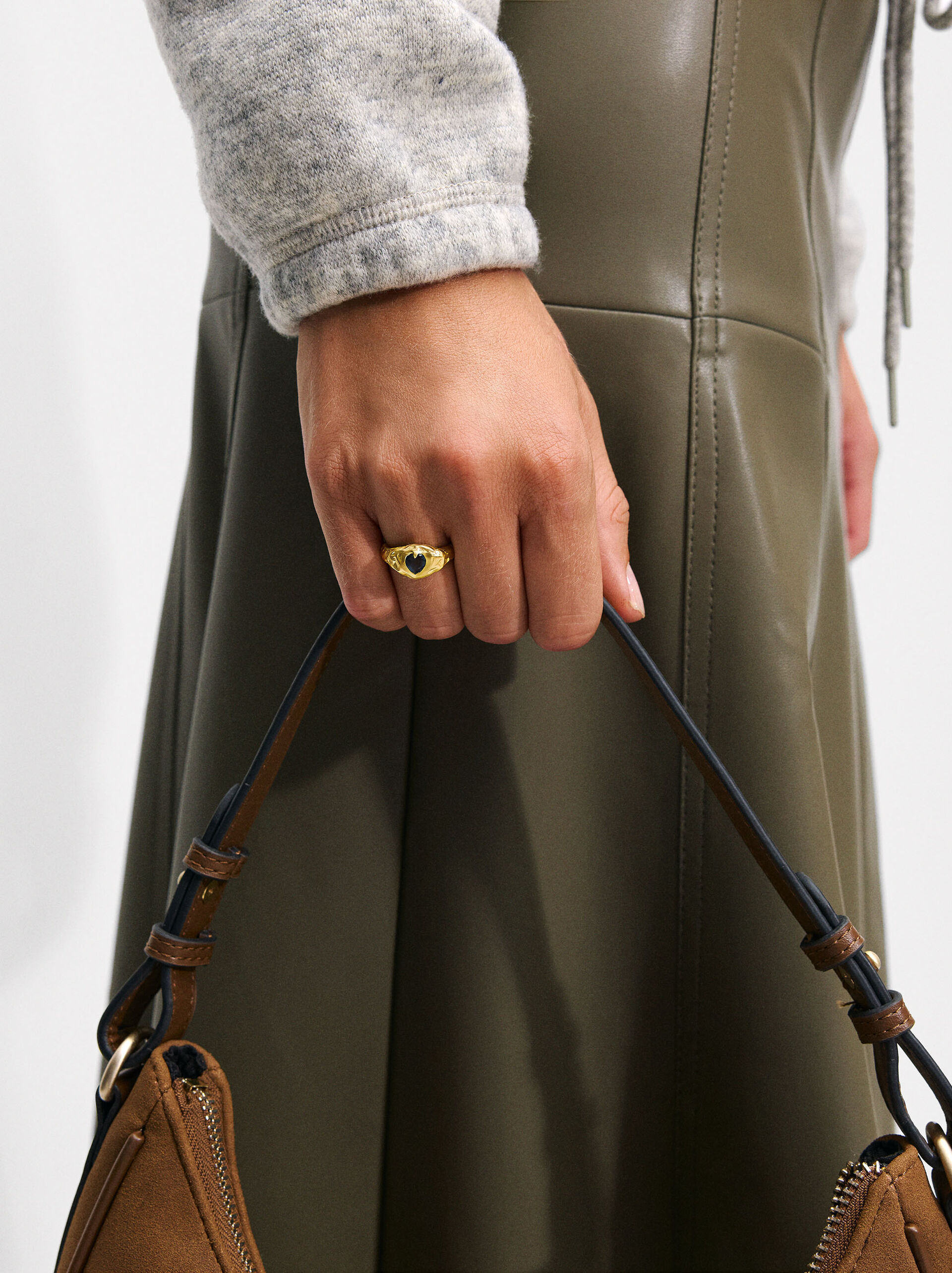 Ring mit Kristall vergoldet 18k image number 1.0