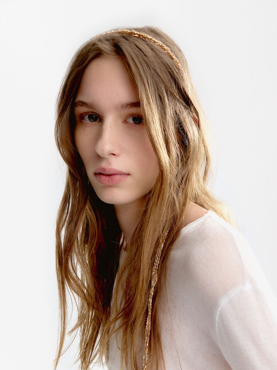 Thin headband with beads