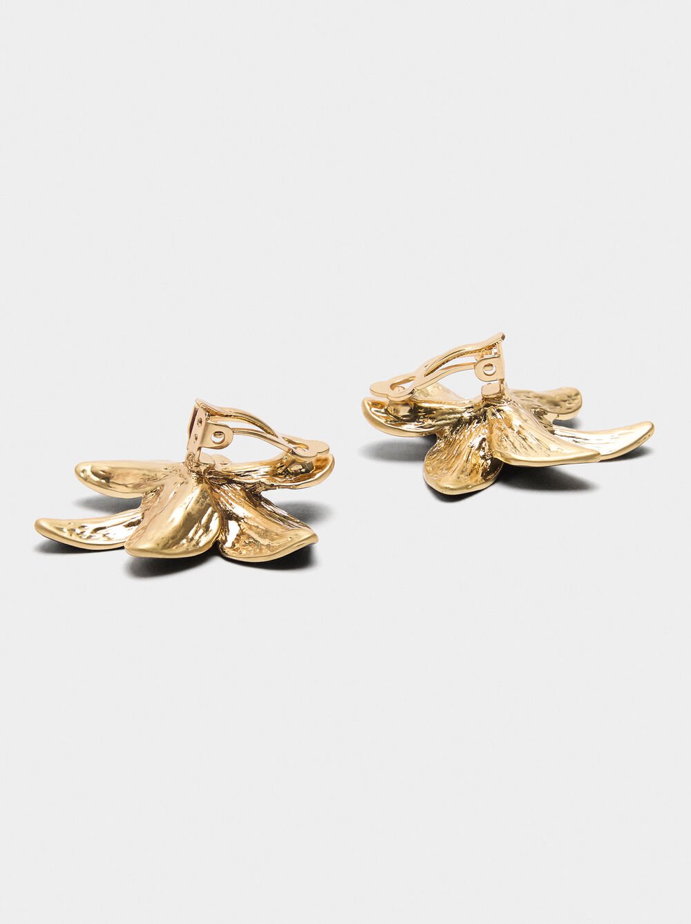 Enamelled flower earrings