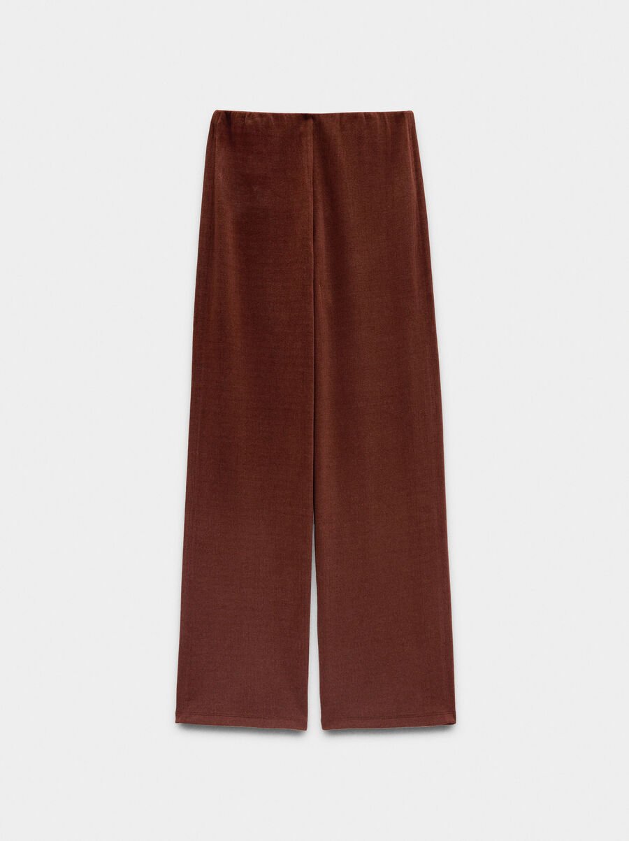 Straight pants with elastic waist