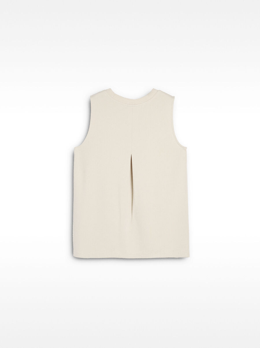 Plain top with pleat