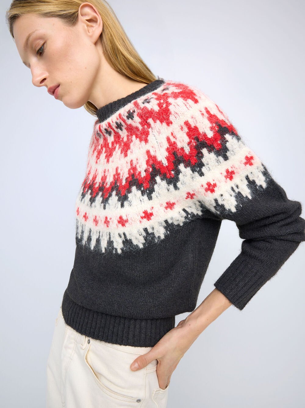 Sweater with jacquard knit