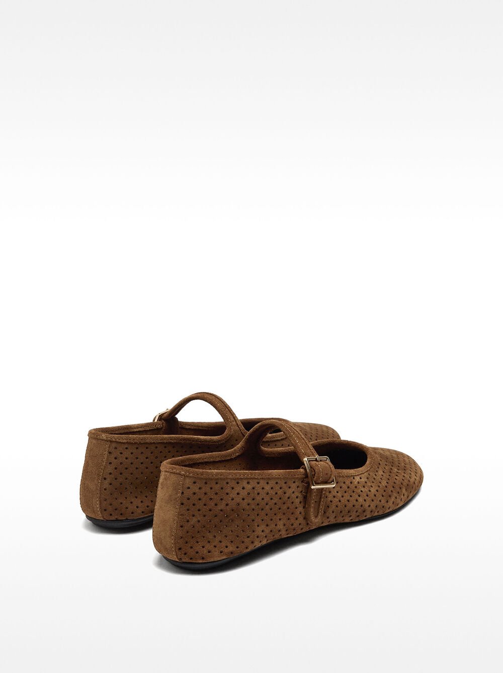 Leather ballet flats with strap and buckle