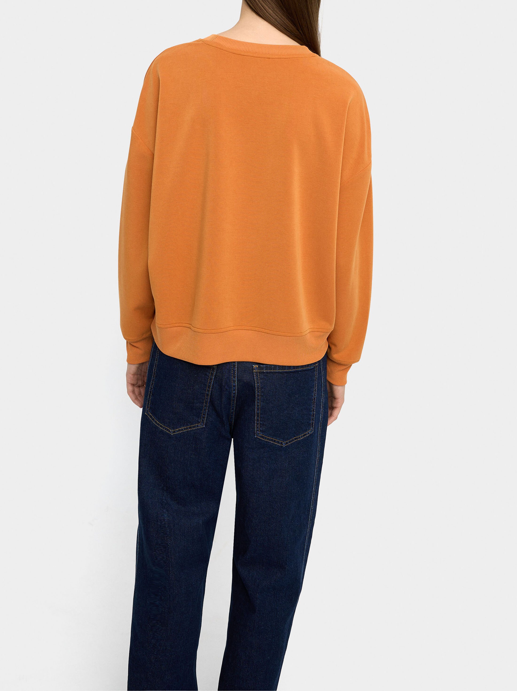 Basic sweatshirt image number 3.0