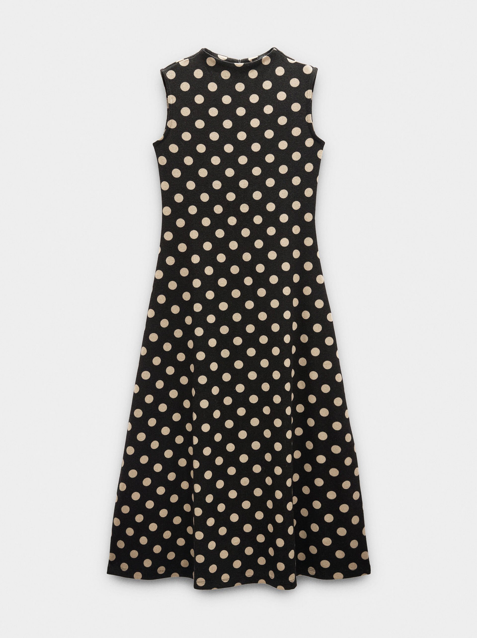 Long dress with polka dots image number 3.0