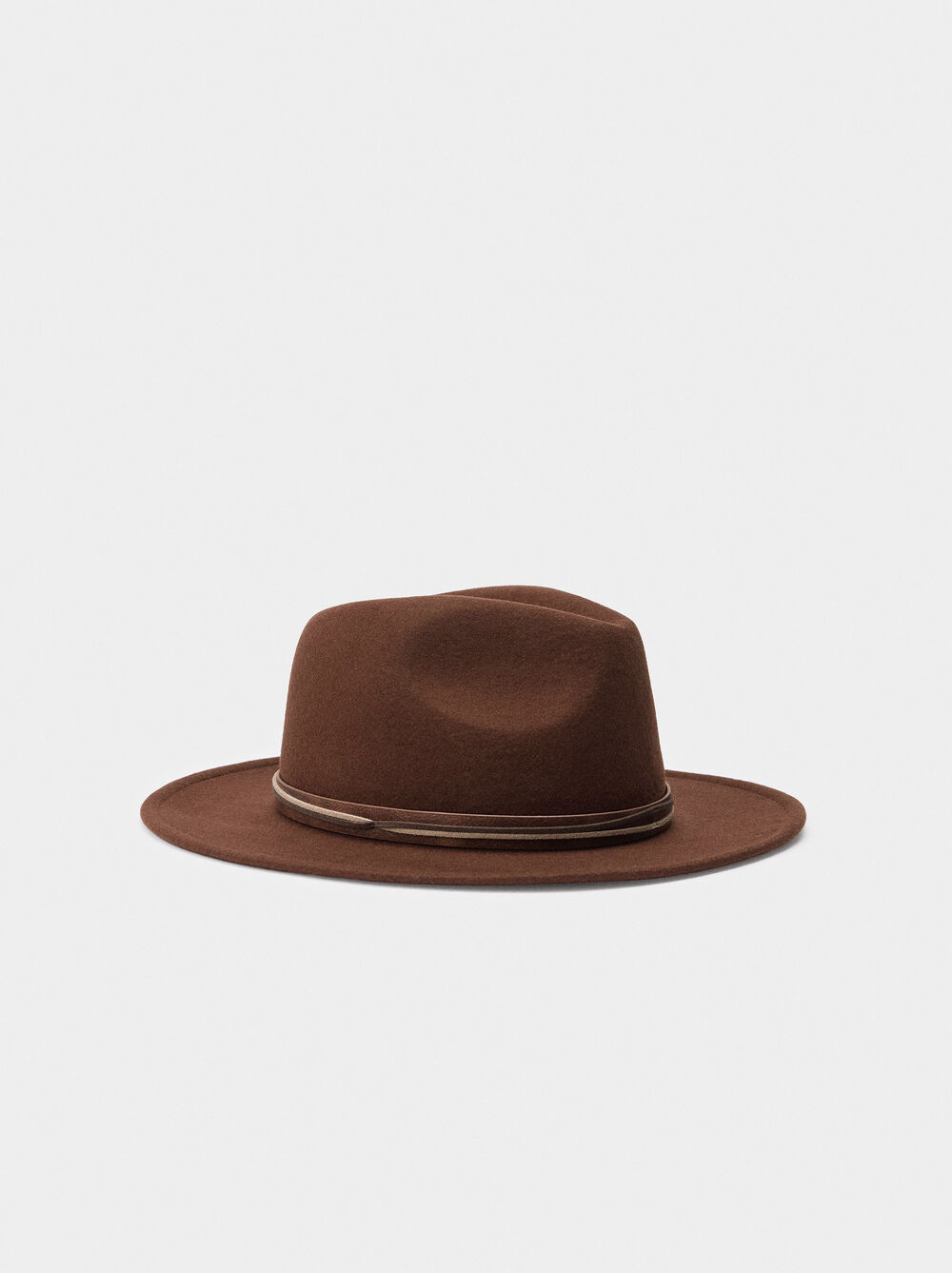 Wool hat with ribbons