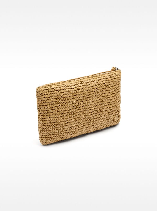 Straw-effect envelope bag with floral detail