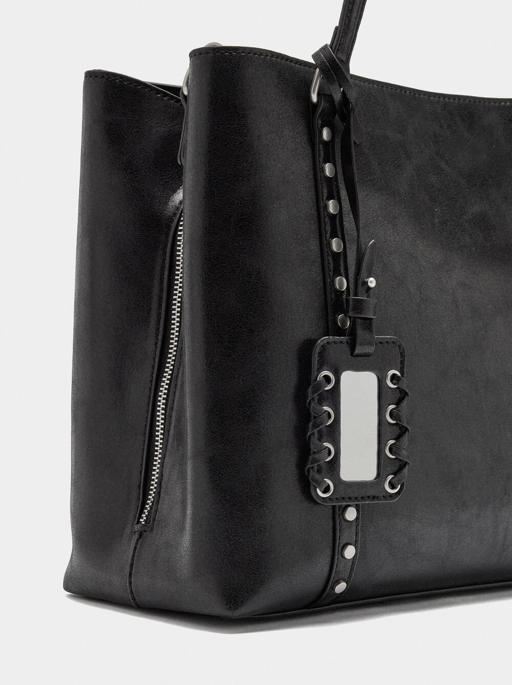 Bag for 13" laptop with studs