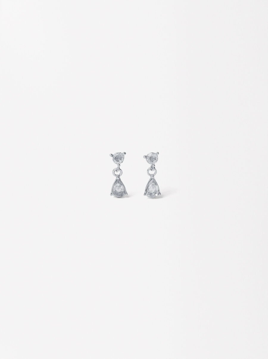 Earrings with zirconia