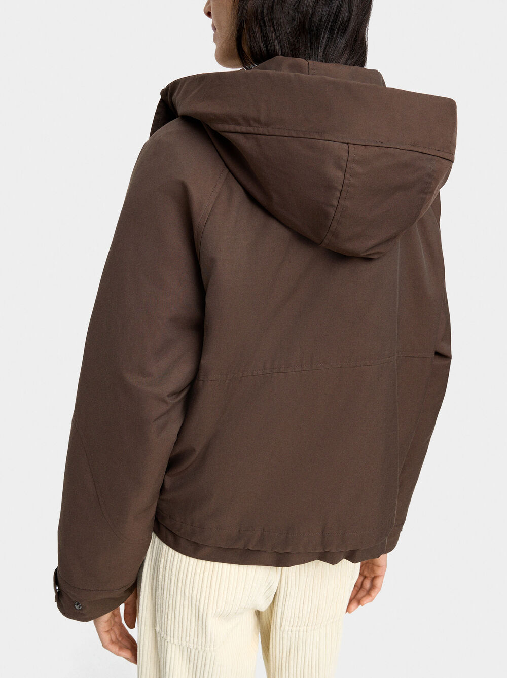 Jacket with hood water repellent