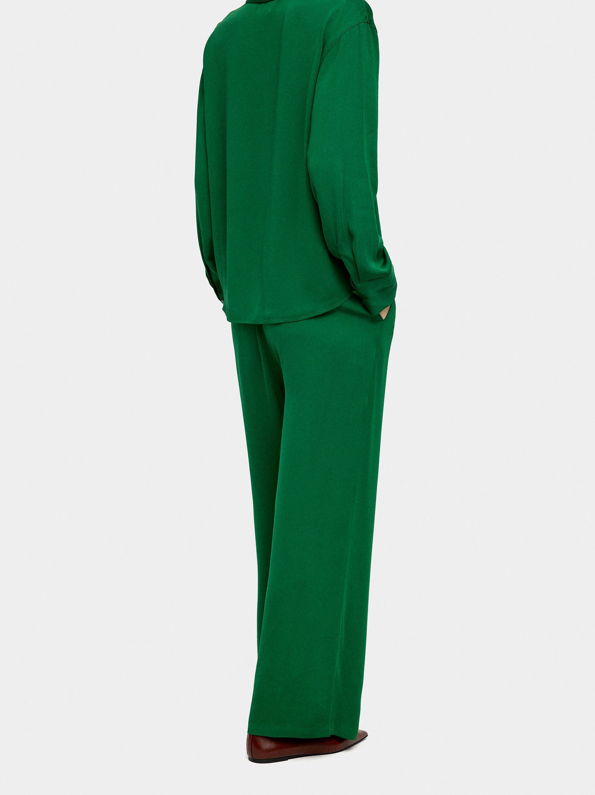 Loose-fitting trousers with elastic waistband image number 3.0