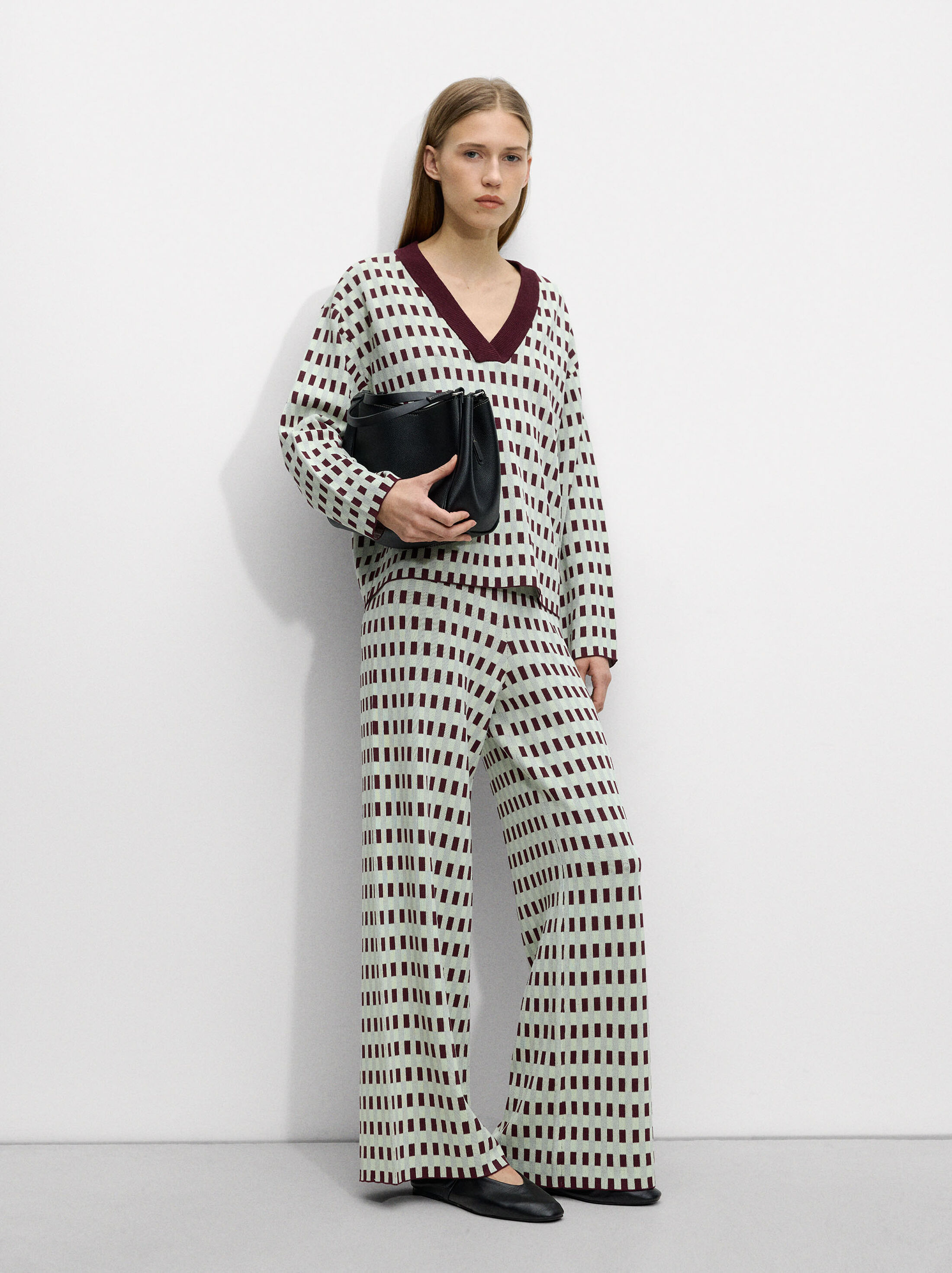Jacquard knit trousers image number 5.0