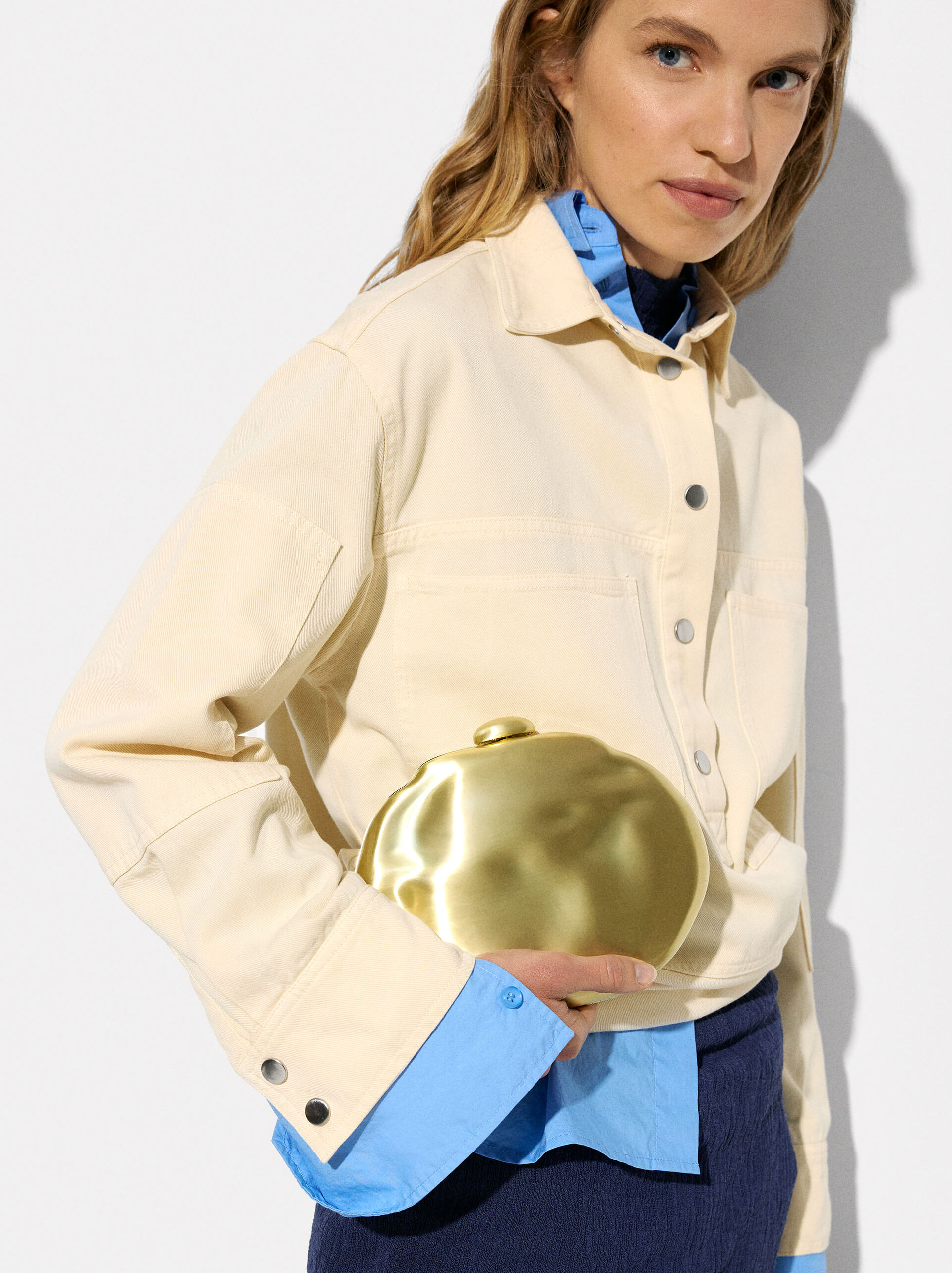 Clutch metallico image number 1.0