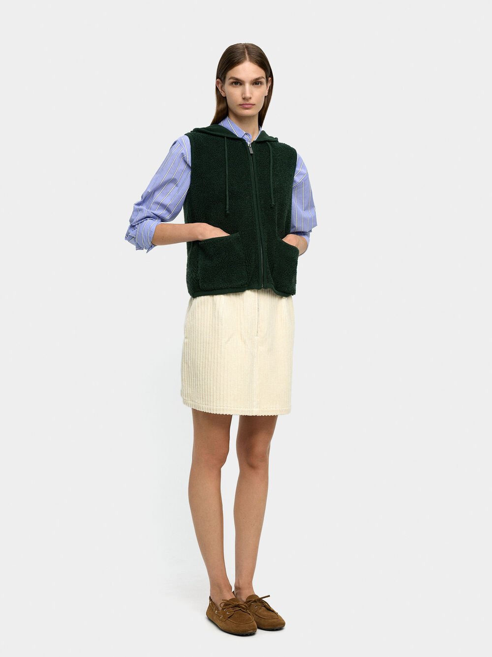 Knitted vest with hood