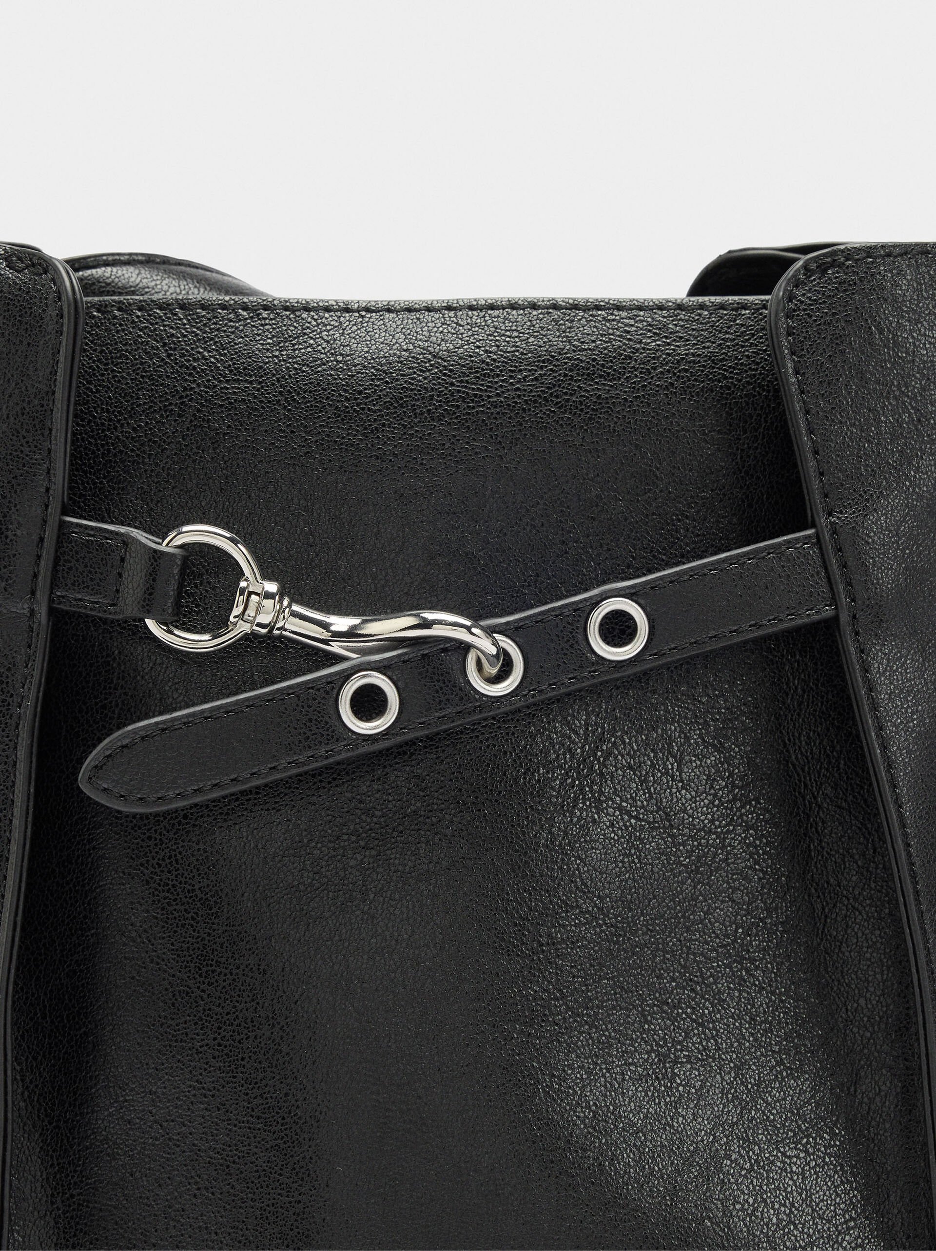 Bucket bag with side folds image number 5.0
