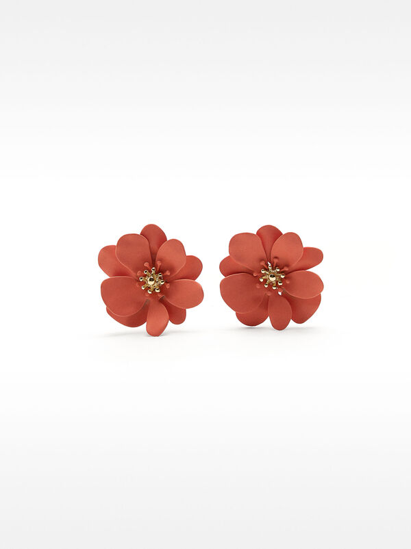Matte flower maxi earrings