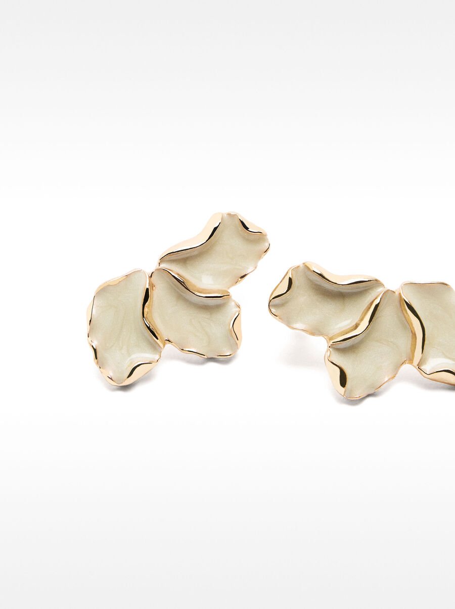 Flower earrings