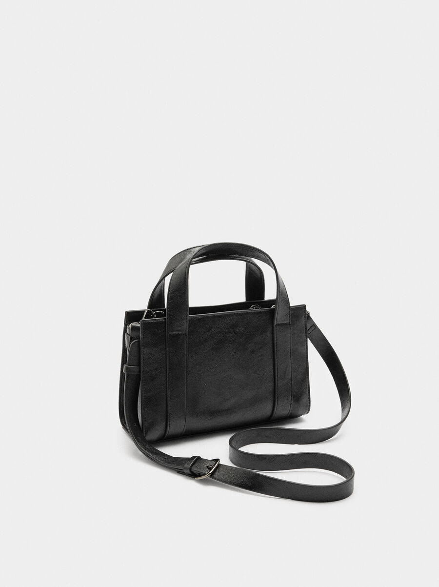 Tote bag with buckle