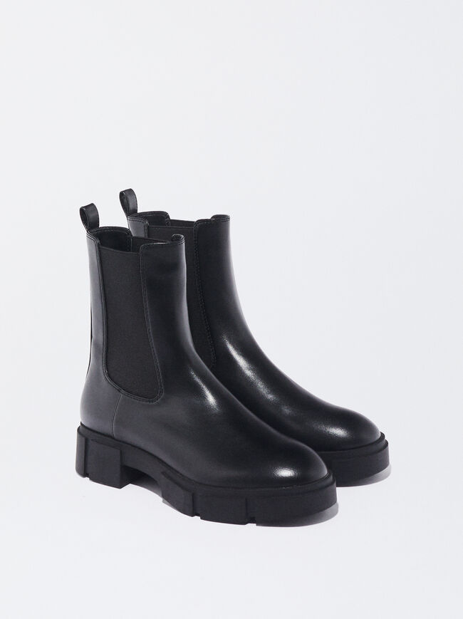 Online Exclusive - Track Sole Elastic Ankle Boots image number 1.0