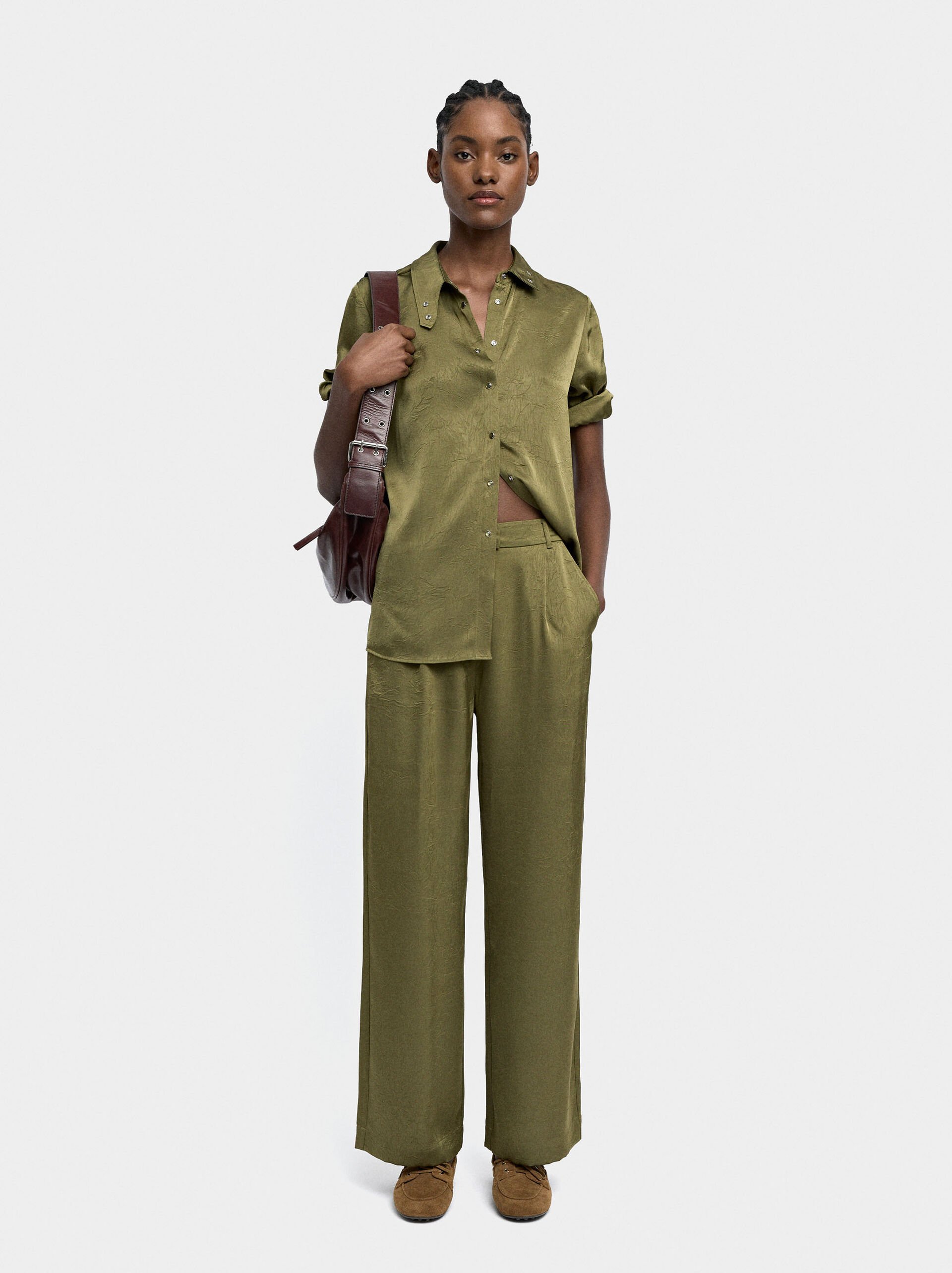 Shirt with ruched effect and collar detail image number 3.0