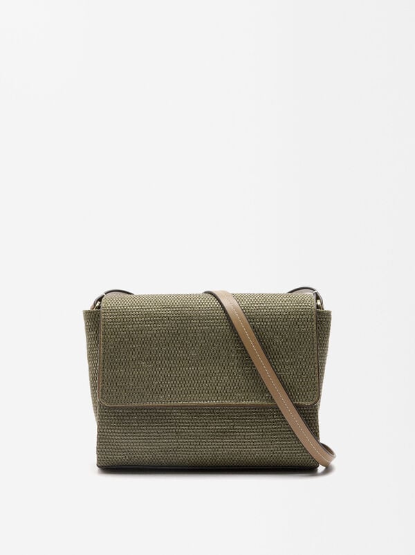 Raffia effect crossbody bag with flap closure