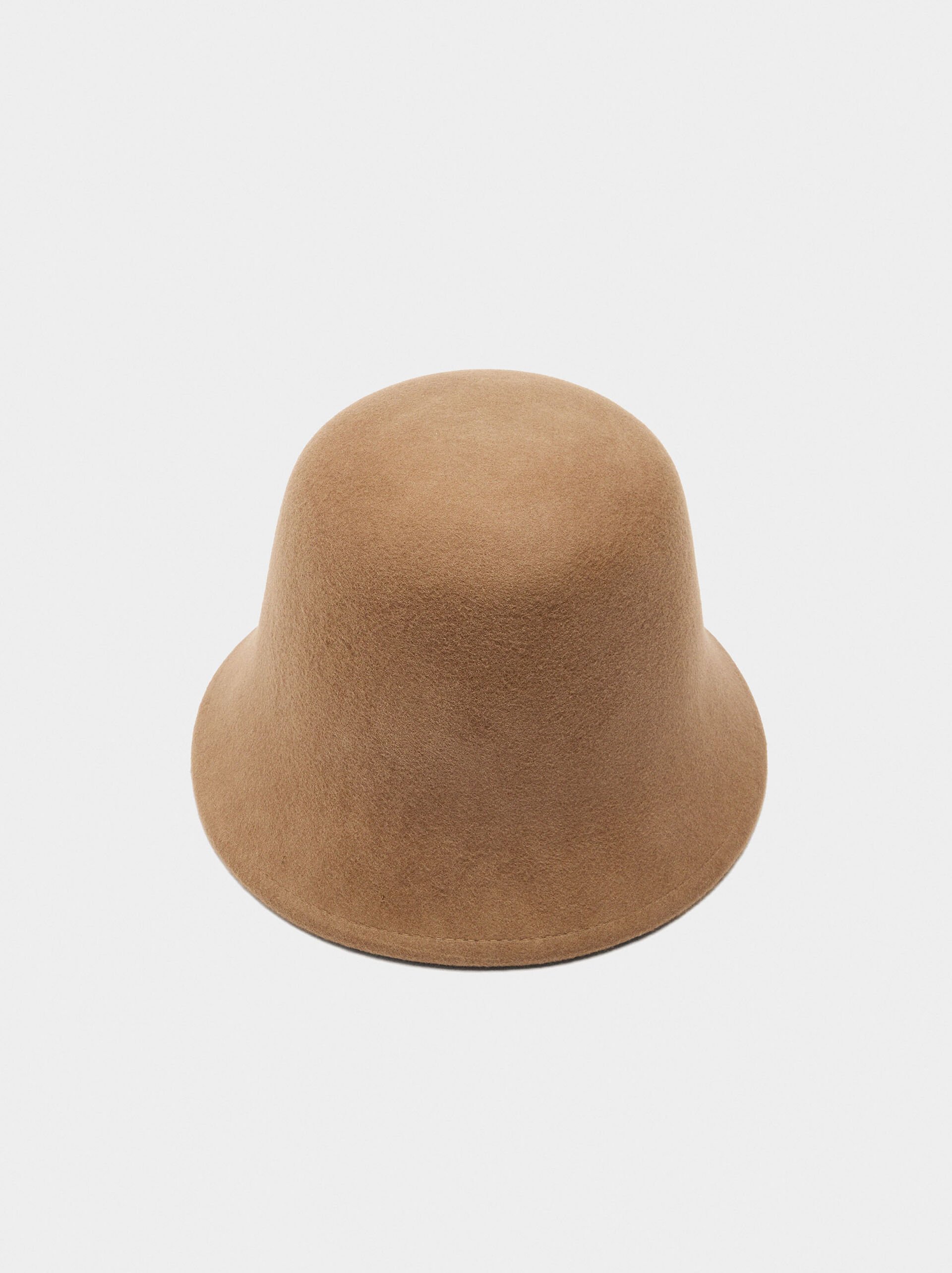 Bucket bag hat with 100% wool image number 2.0