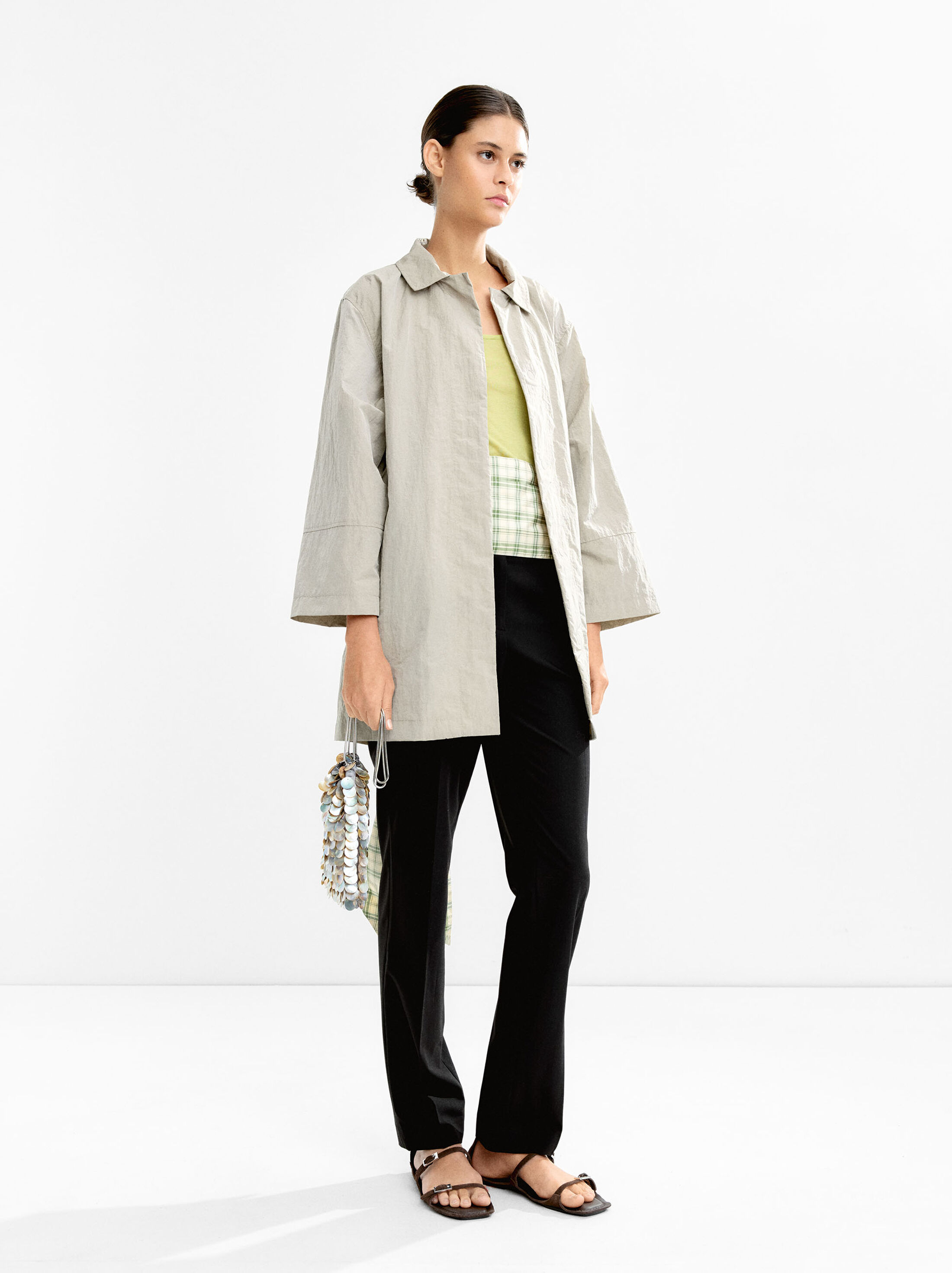 Light parka with pockets image number 0.0