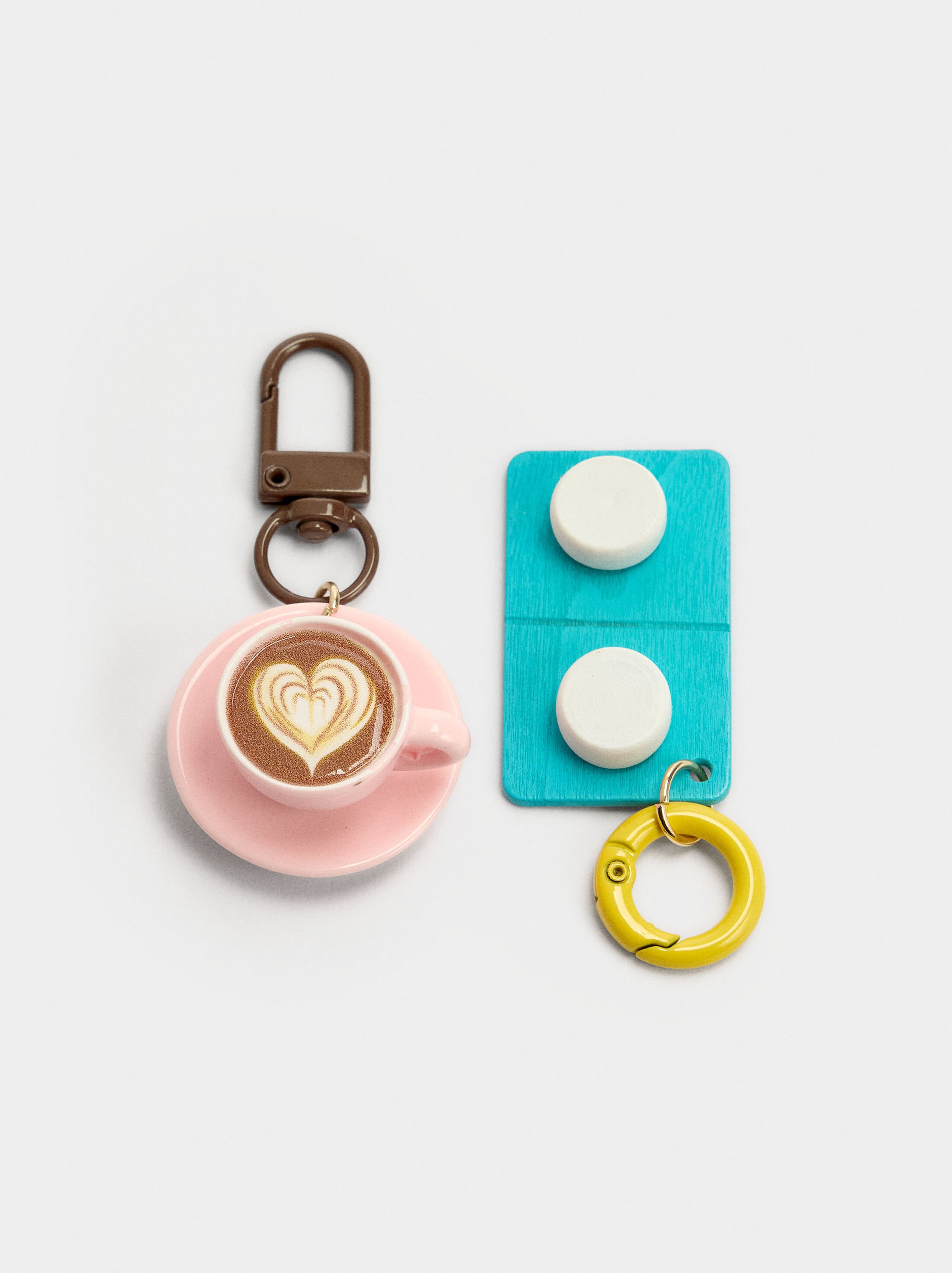 Keychain charm COLD - The Bear Collection image number 2.0