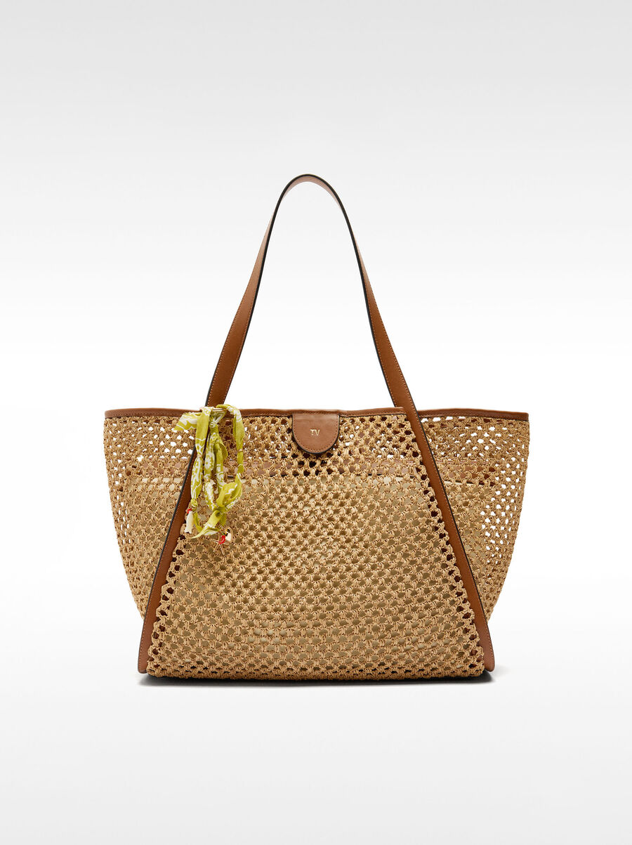 Straw effect shopper bag with removable bag
