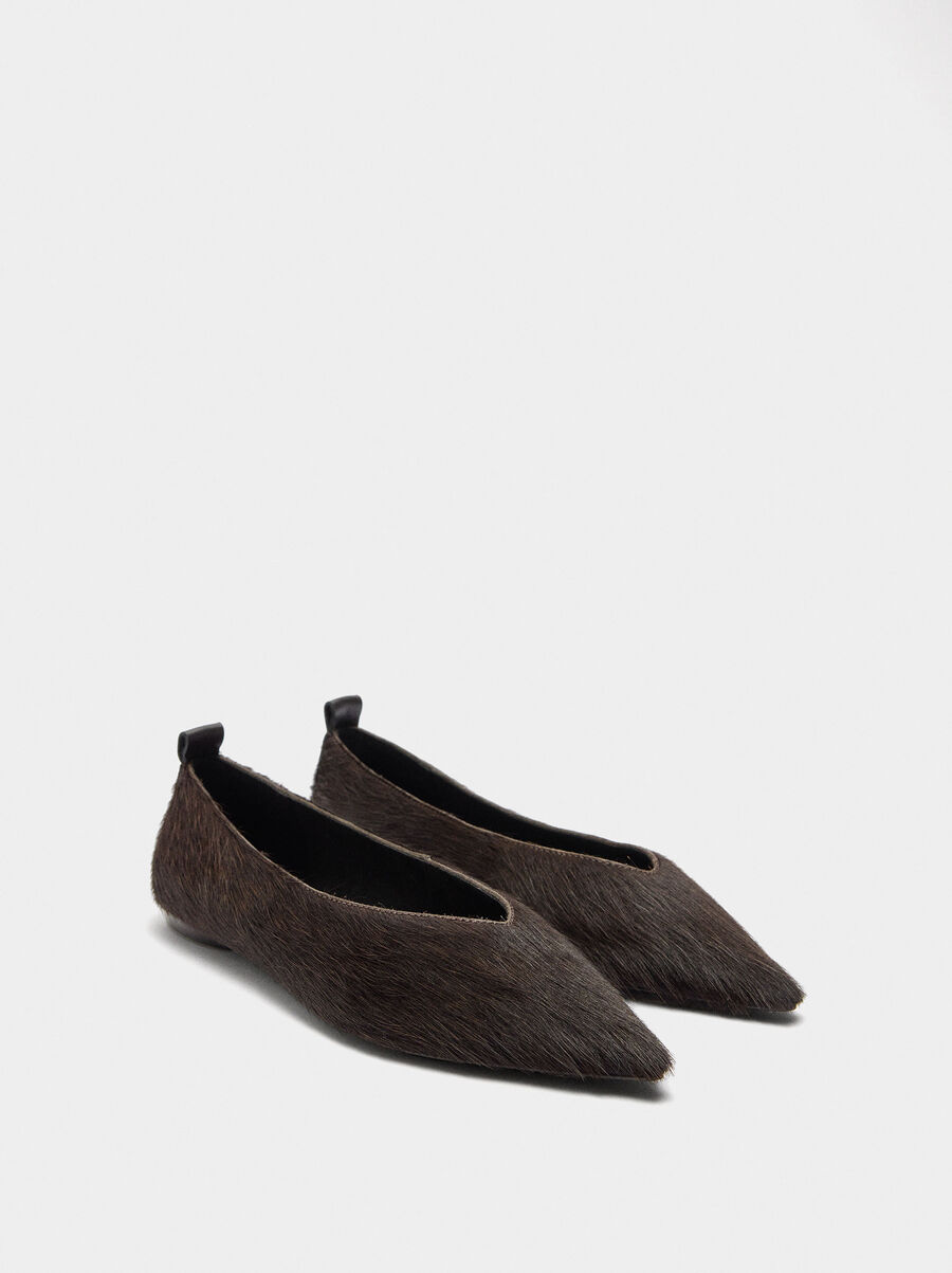 Leather ballet flats with fur