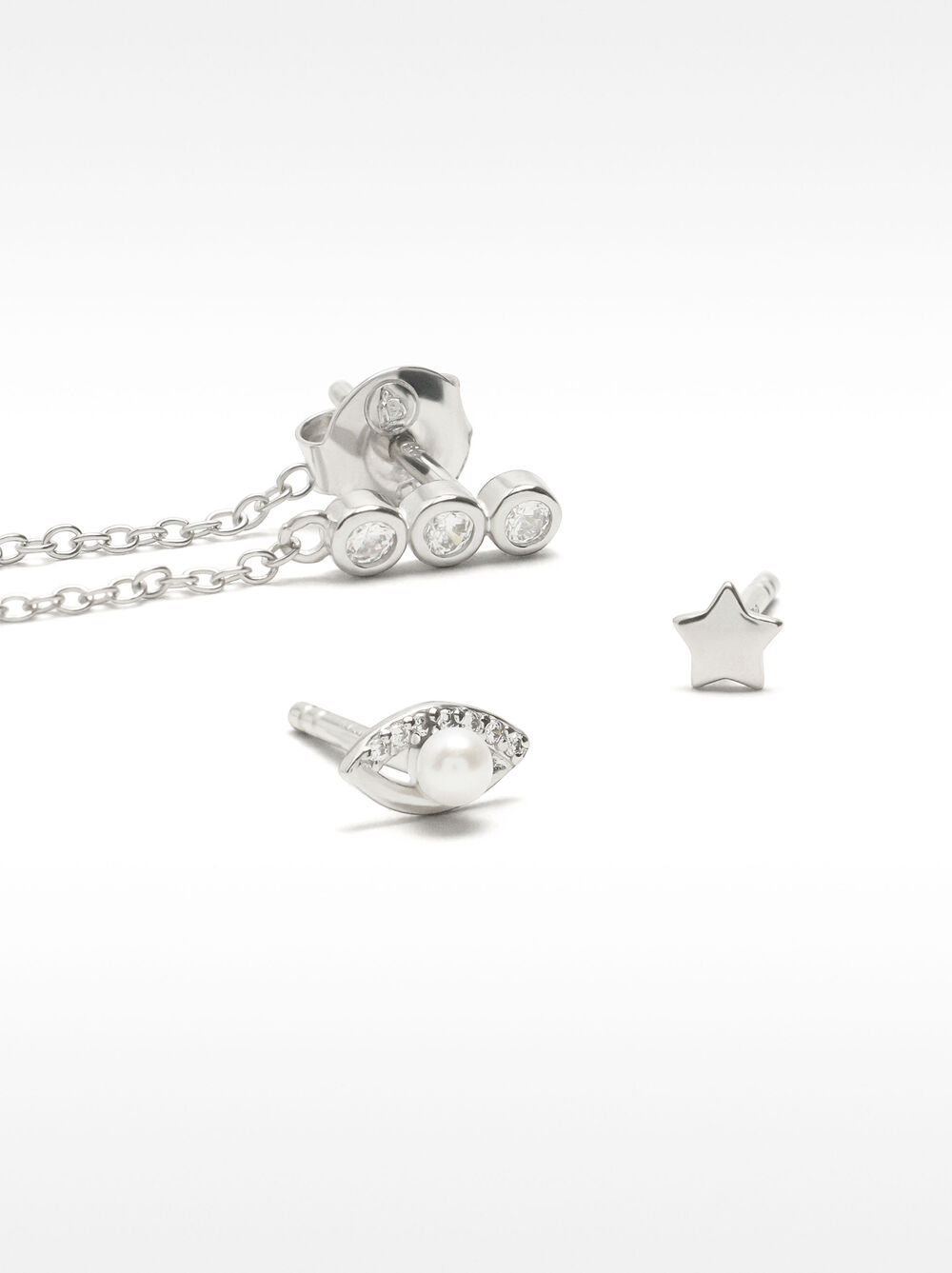 Conjunt d’arracades amb zircons i perla d’aigua dolça – plata de llei 925"