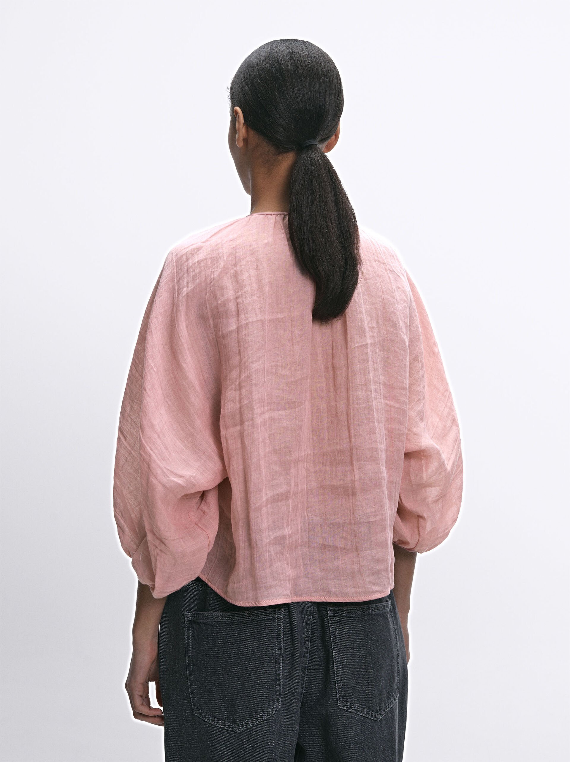 Puff Sleeve Shirt image number 4.0
