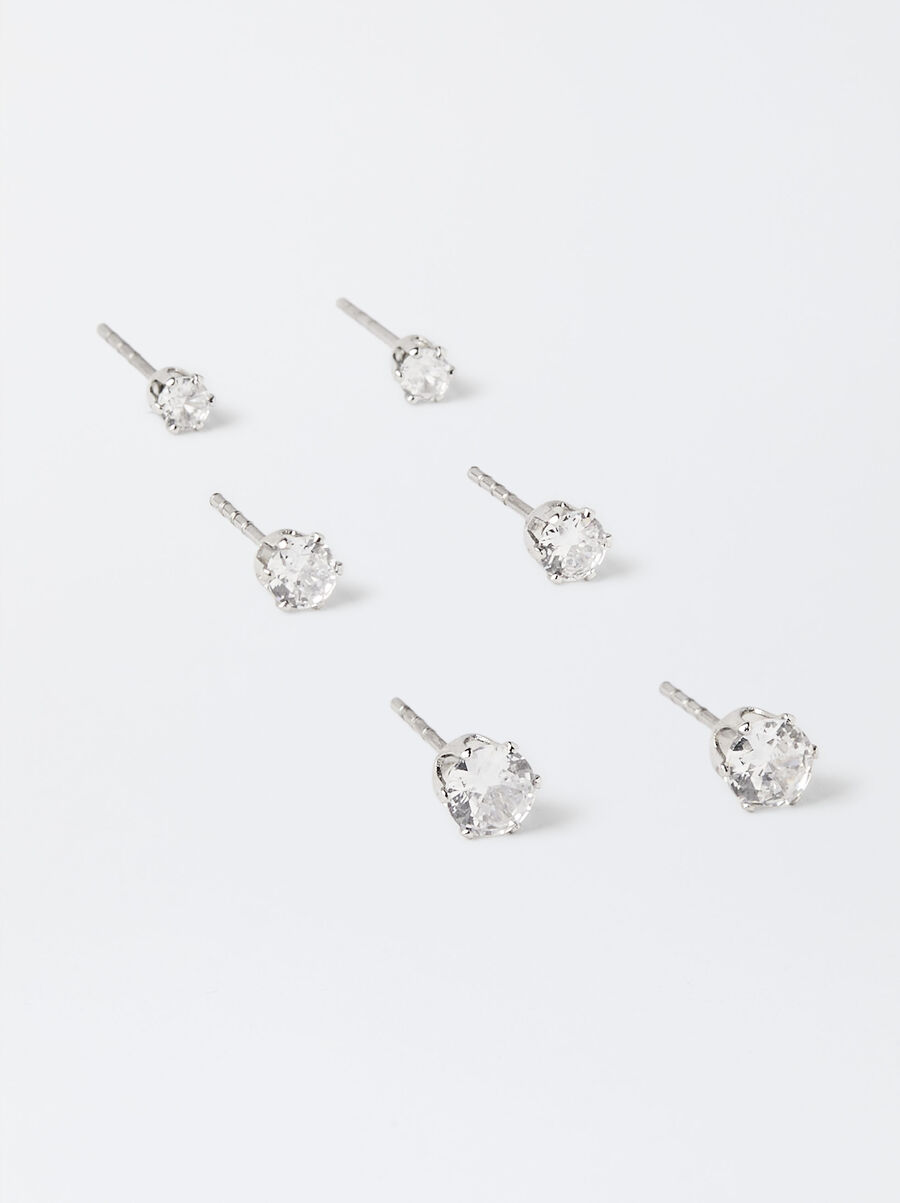 Set of rhinestone studs