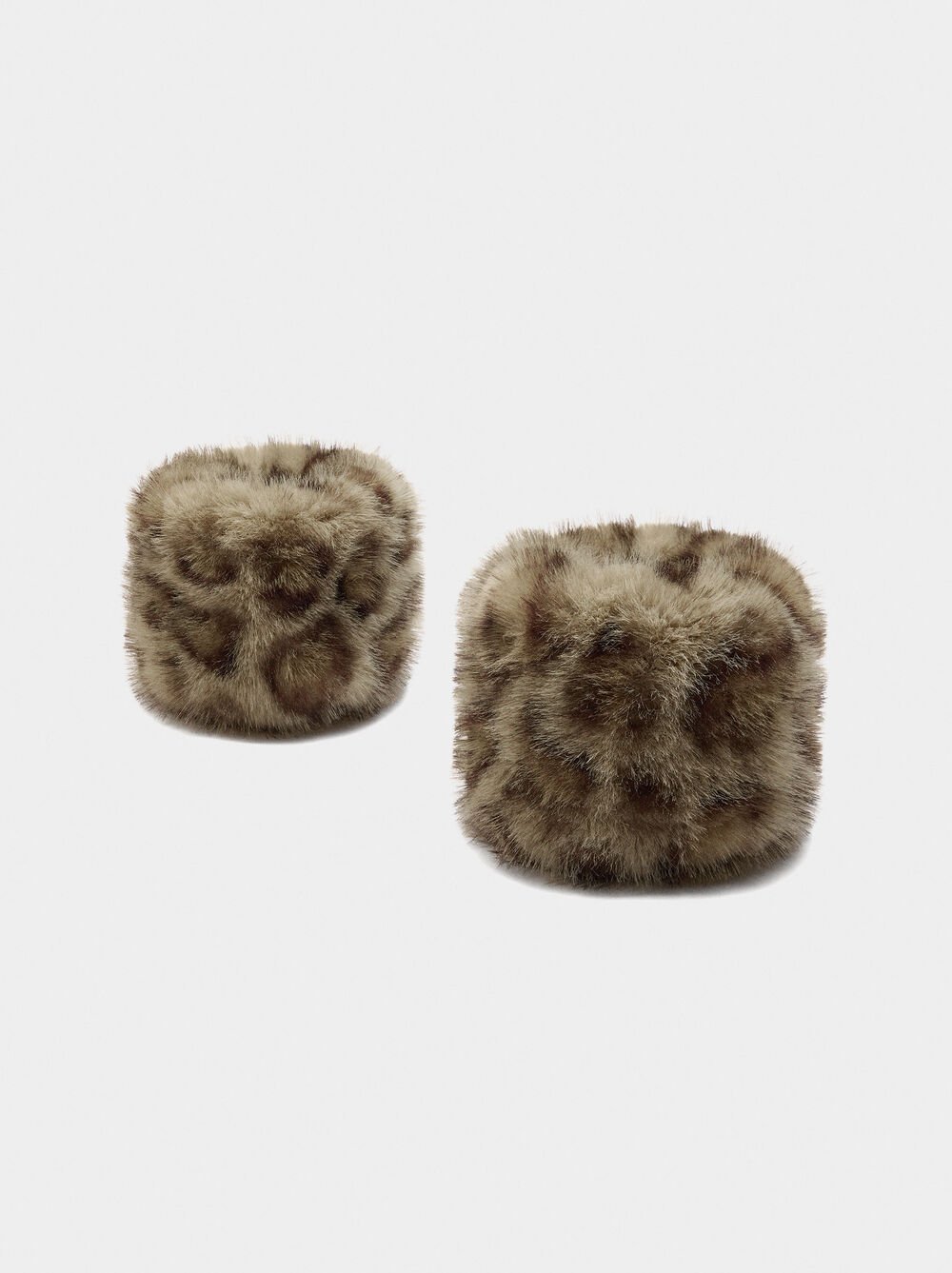 Polsini effetto pelo in stampato leopardo