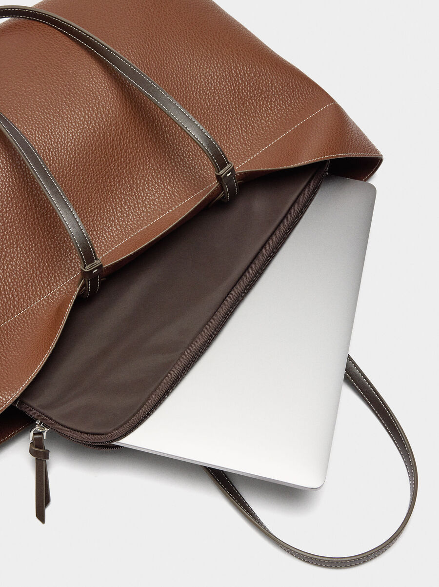 13" laptop bag with texture