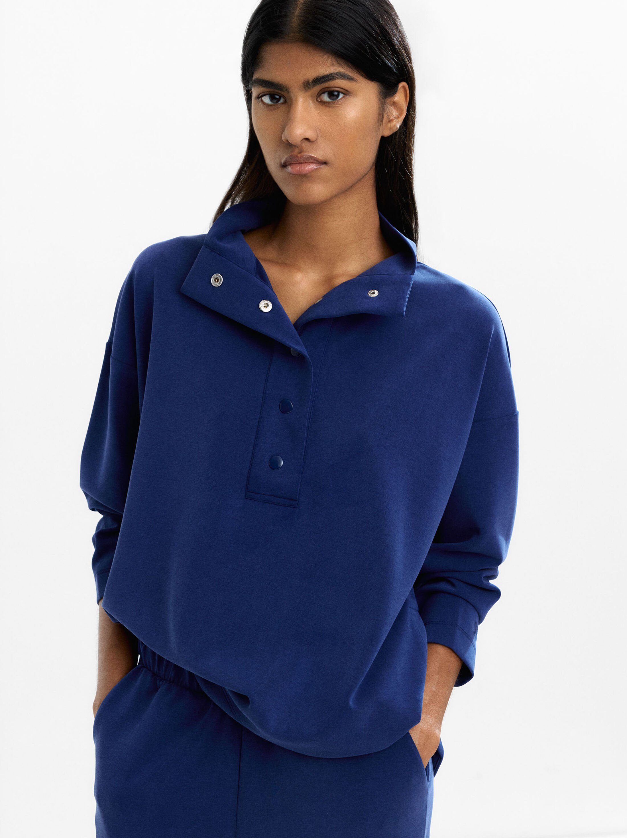 Sweatshirt with buttons image number 0.0