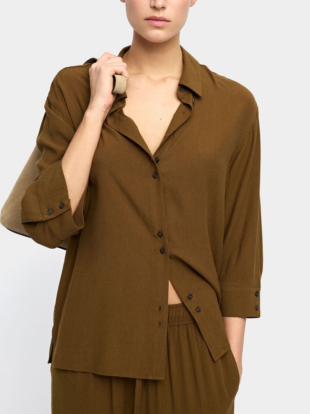 Lyocell shirt with double buttons